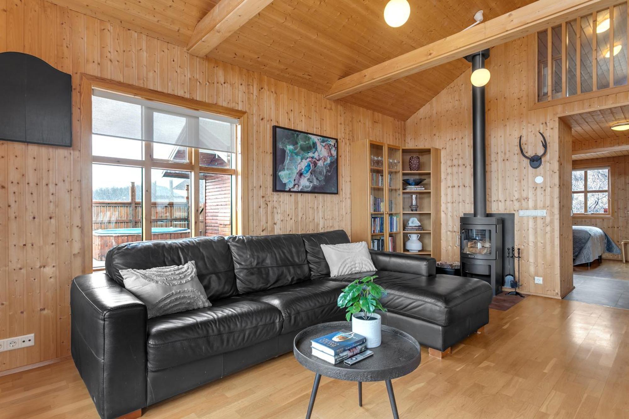 Вилла Summer House With Stunning Mountain Views Uthlid Экстерьер фото